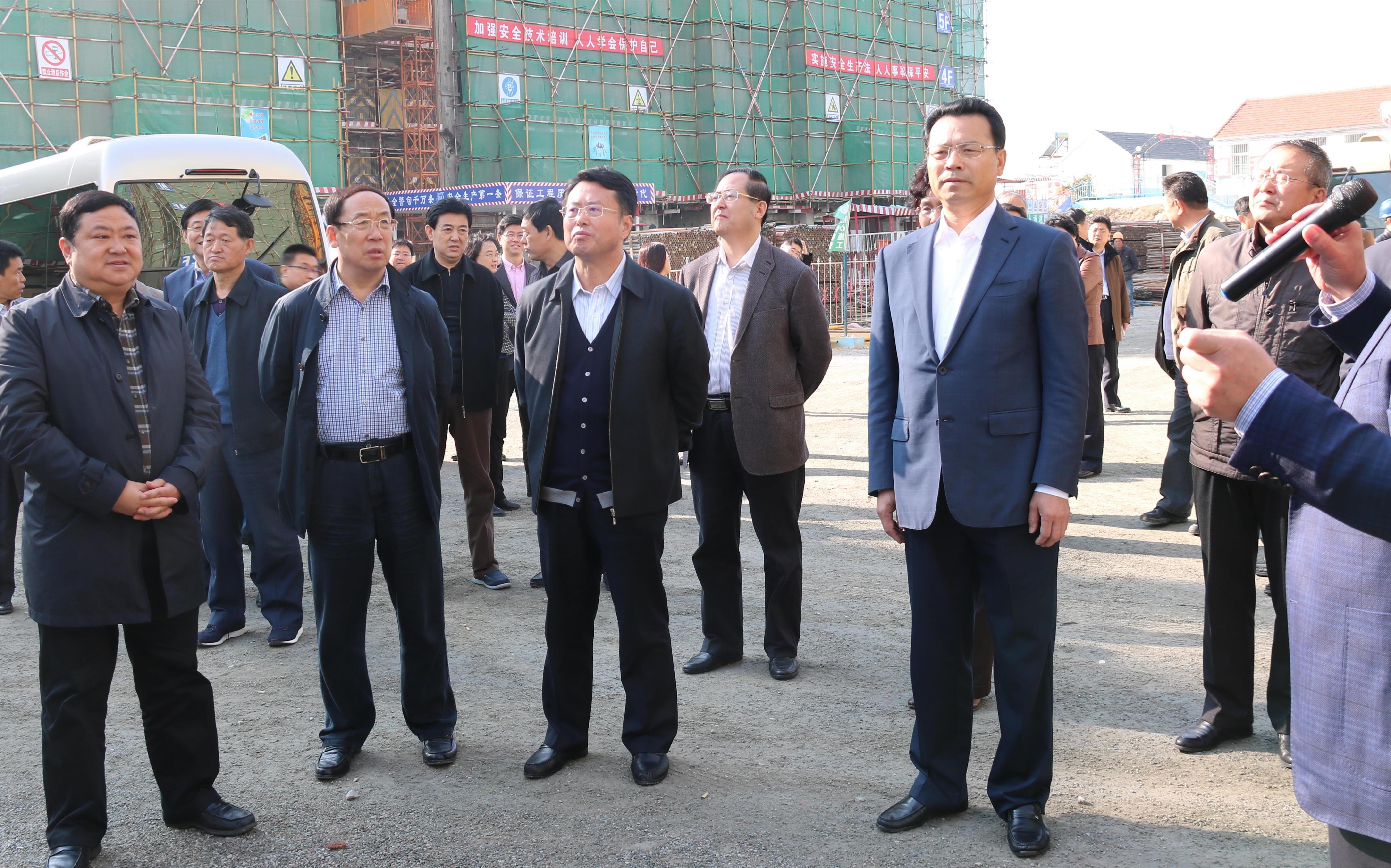 市委常委,常务副市长王学文,市人大常委会副主任张建军,季恩远,丛培卿