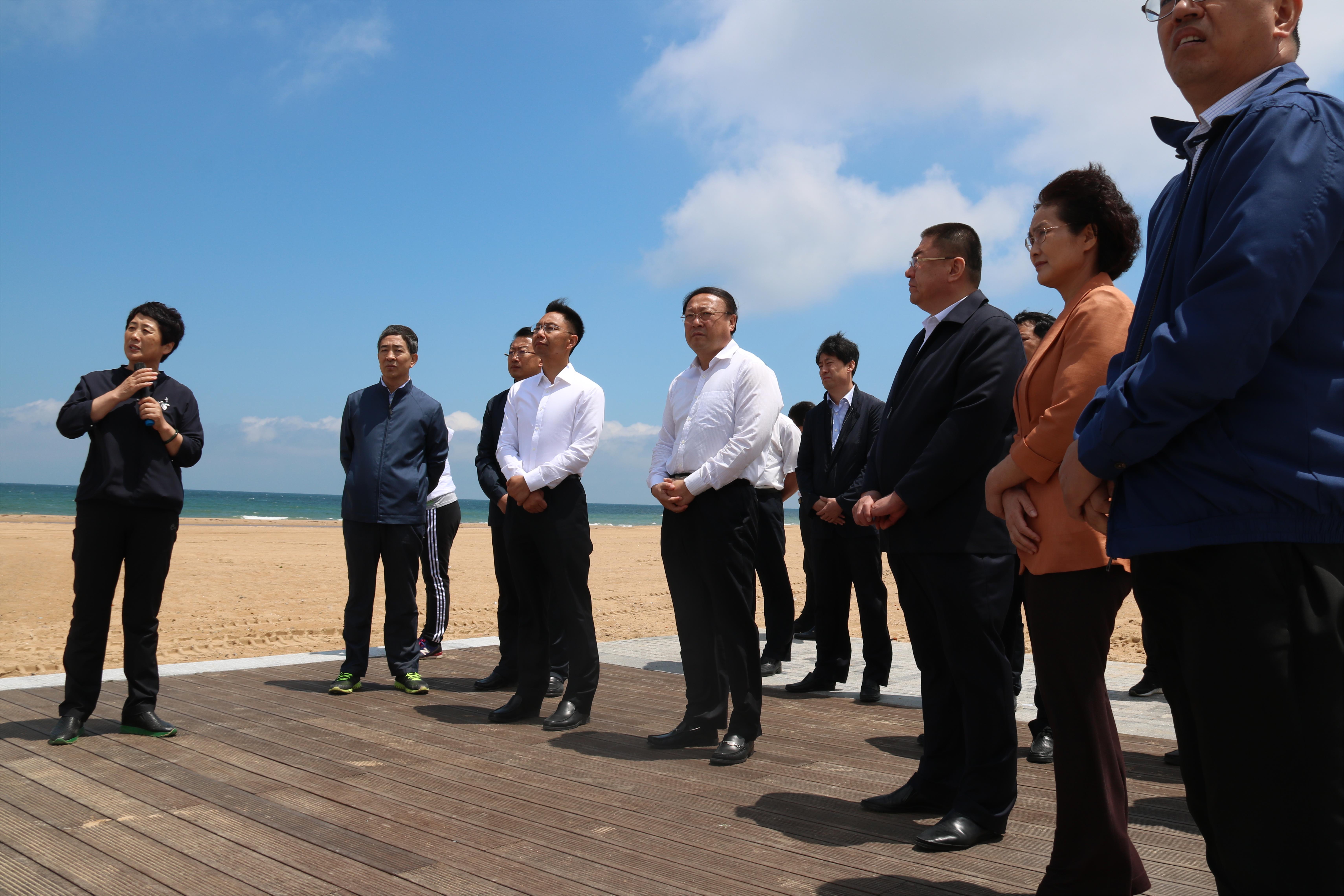 市人大常委会副主任毕礼伟,丛培卿,李文基,于东海,秘书长王炳刚参加