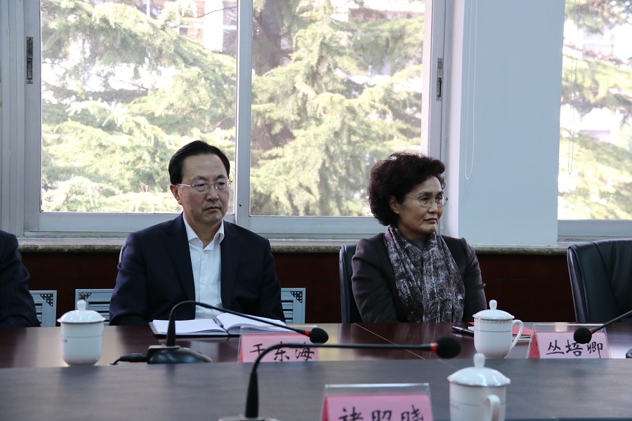威海人大 工作动态 丛培卿,于东海参加市人大机关第三